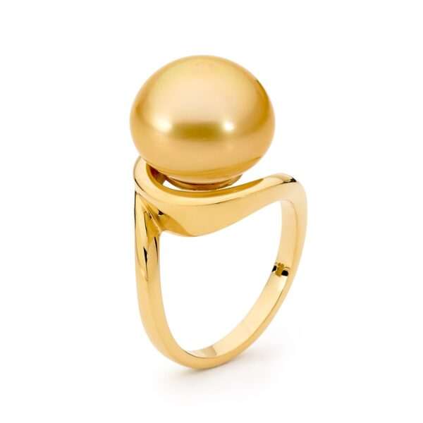 Yellow Gold Pearl Ring